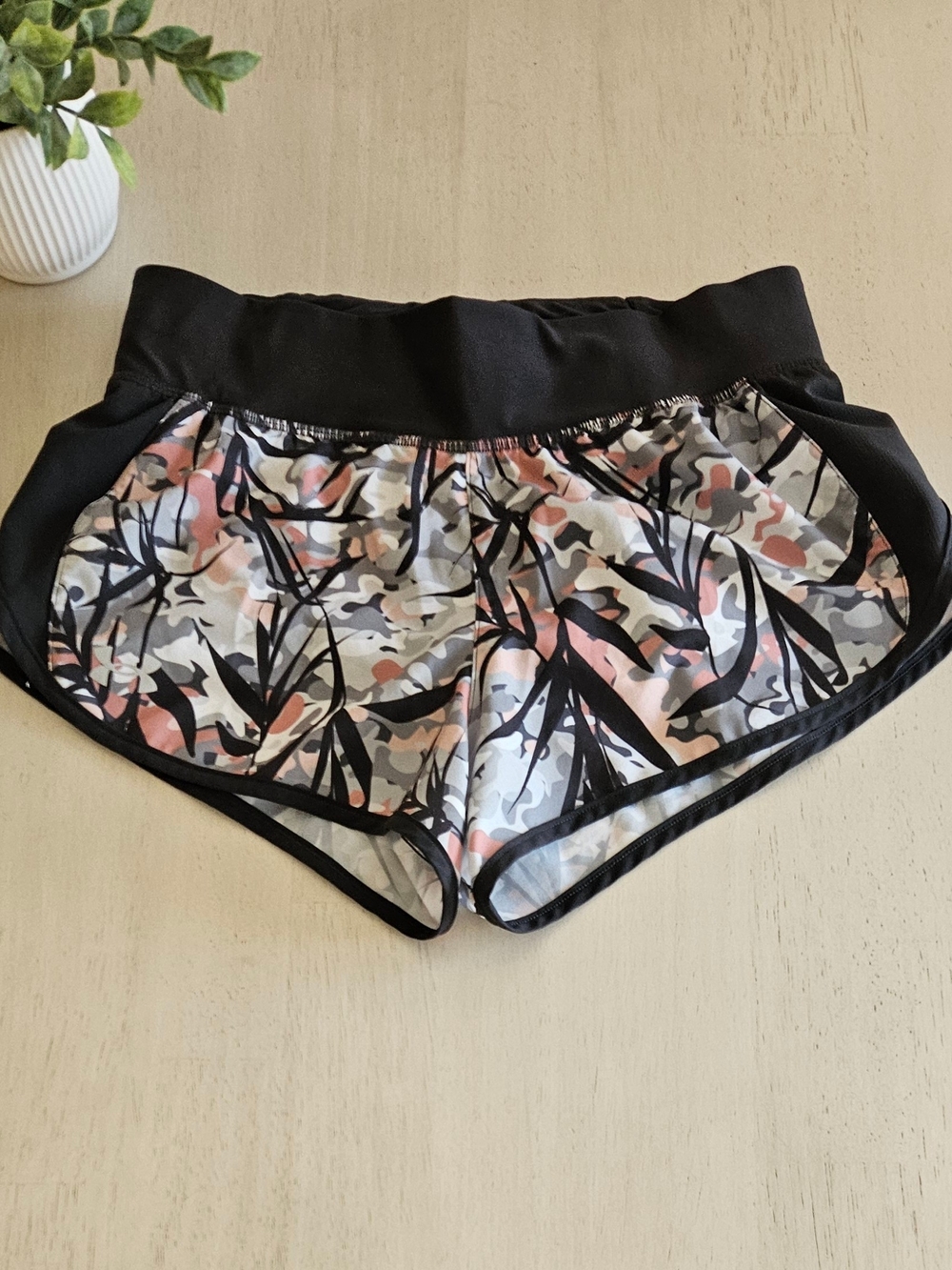 Under Armour Women’s Speedpocket Athletic Shorts